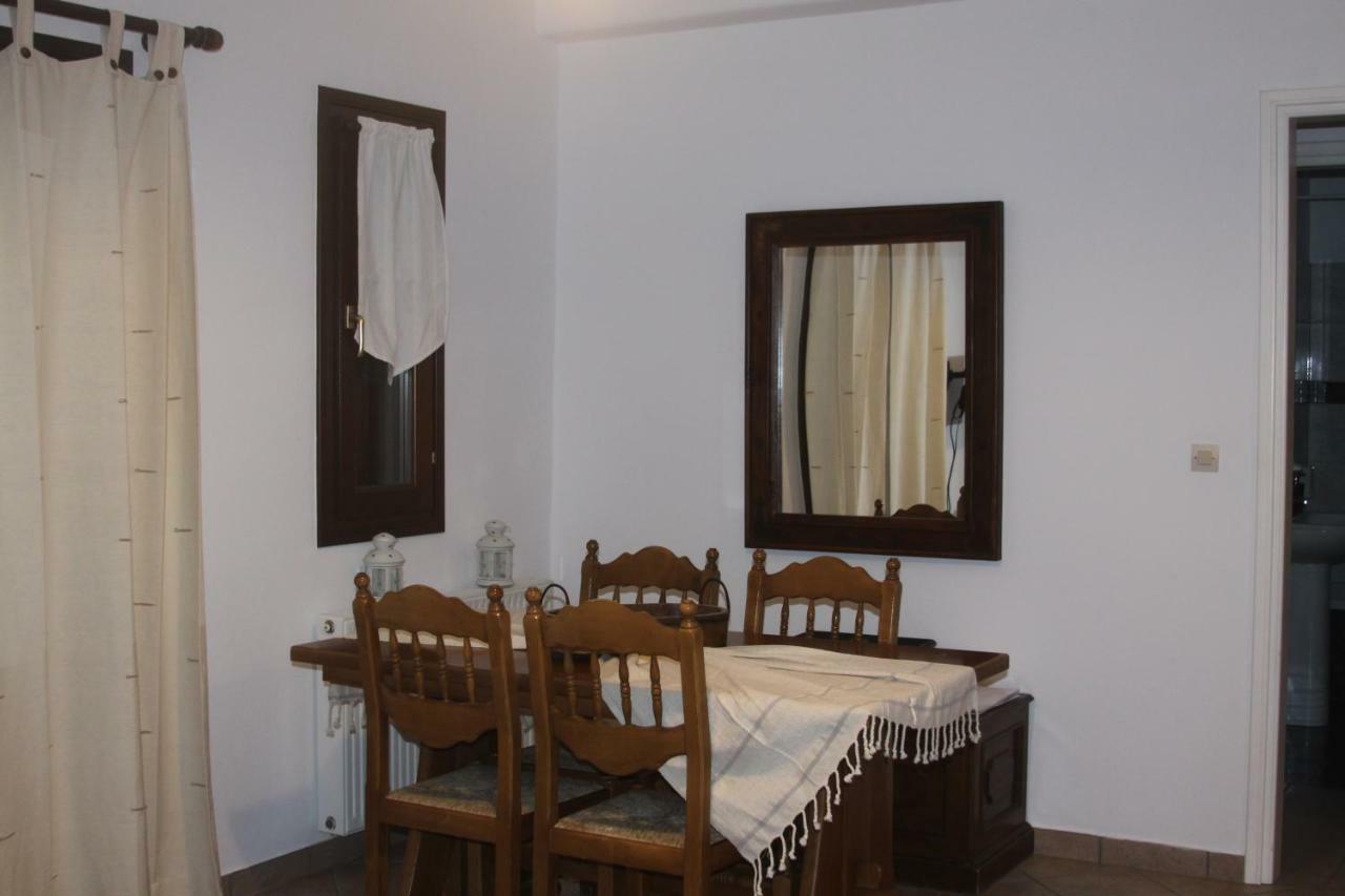 Apartments Márpissa エクステリア 写真
